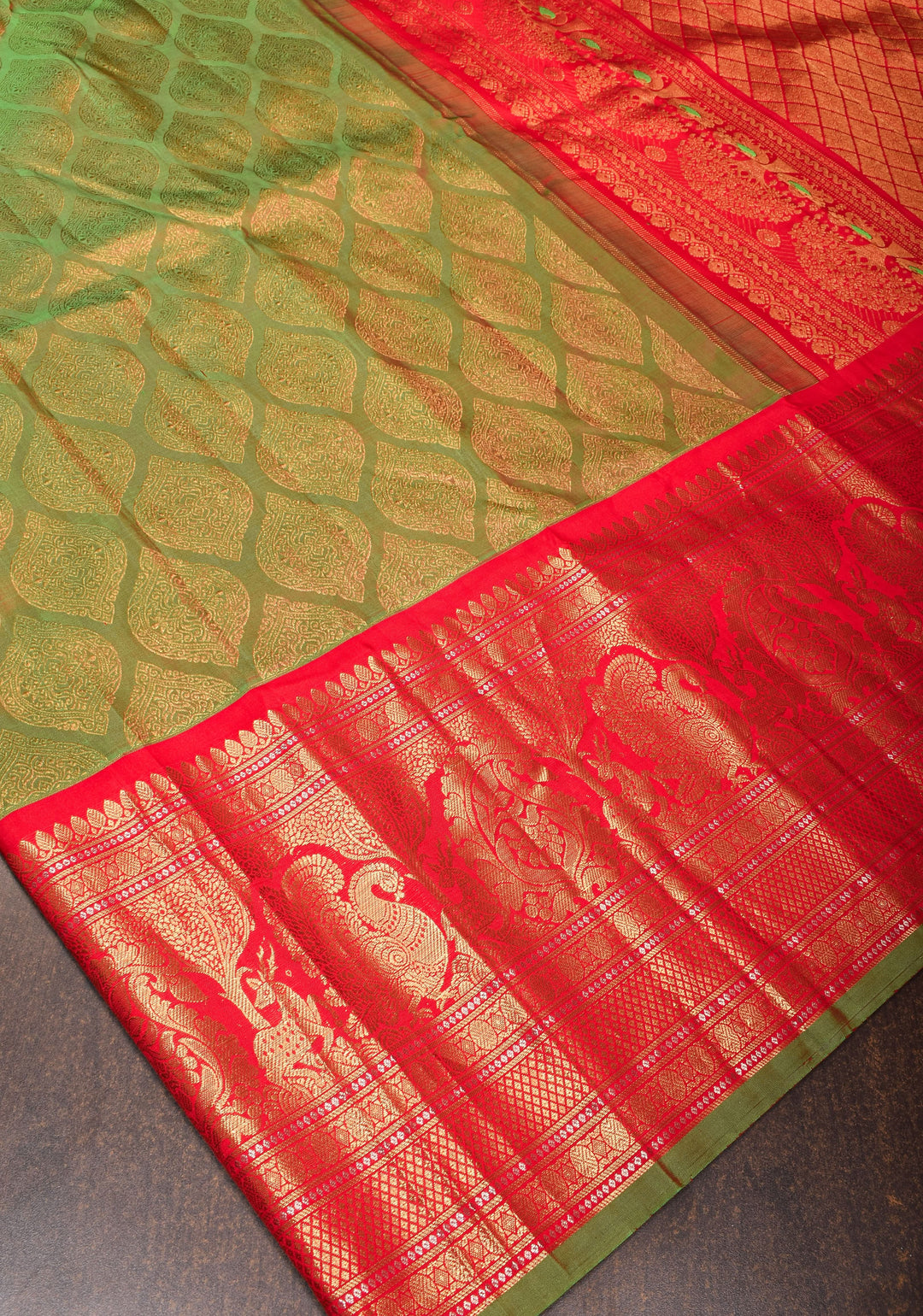 Green Dual Tone Gadwal Silk Saree with Brocade and Red Contrast Wide Border  | SILK MARK CERTIFIED