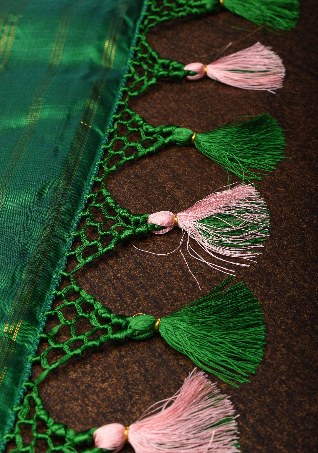 Baby Pink Gadwal silk Saree in Checks with Green Contrast Border  | SILK MARK CERTIFIED