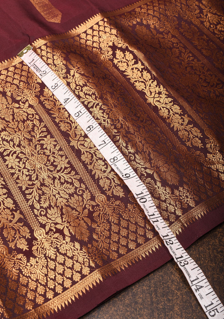 Stunning Maroon Vidya Balan Pure handwoven Gadwal Silk Saree with Grand Pallu and Ornate Arches Zari Border | SILK MARK CERTIFIED