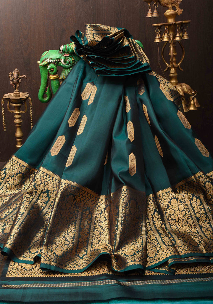 Stunning Dark Teal Pure handwoven Gadwal Silk Saree with Grand Pallu and Ornate Arches Zari Border | SILK MARK CERTIFIED