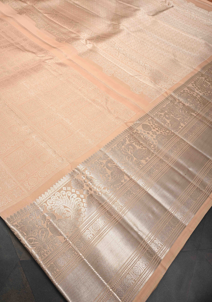 Light Peach Gadwal Silk Saree with Zari Brocade And Annapakshi Wide Zari border | SILK MARK CERTIFIED
