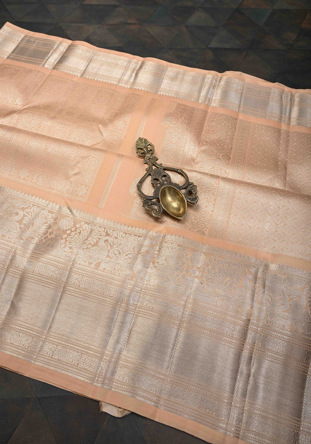 Light Peach Gadwal Silk Saree with Zari Brocade And Annapakshi Wide Zari border | SILK MARK CERTIFIED