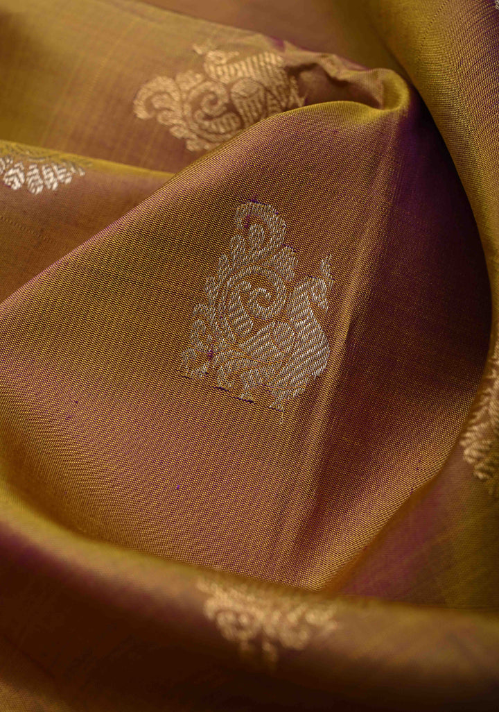 Gold Dual Tone Gadwal Silk Saree with Silver-Gold  Buttas and Contrast Wide Border | SILK MARK CERTIFIED