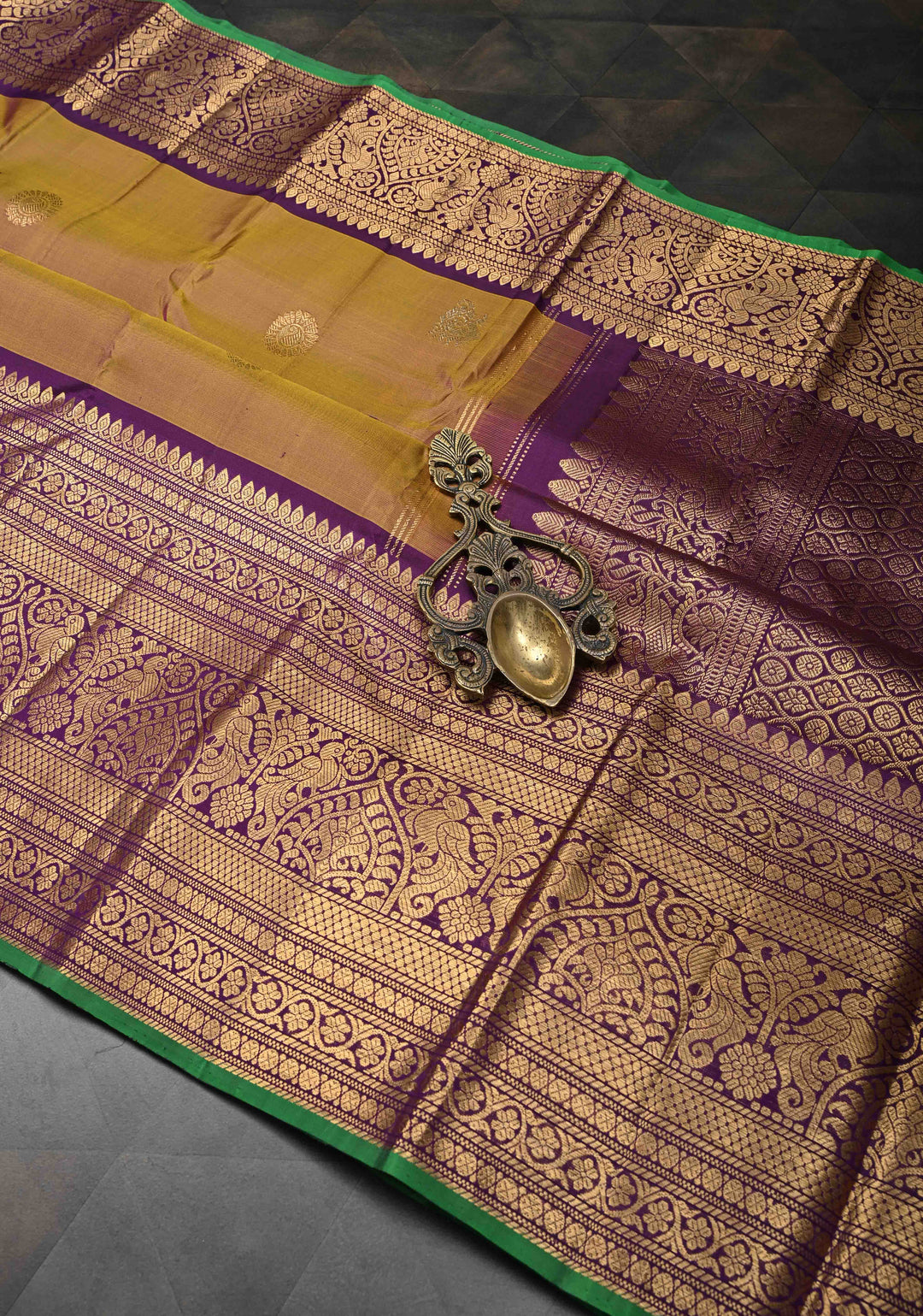 Gold Dual Tone Gadwal Silk Saree with Silver-Gold  Buttas and Contrast Wide Border | SILK MARK CERTIFIED