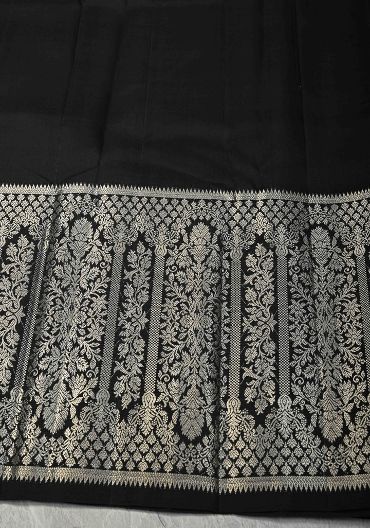 Black Gadwal Silk Saree with Silver Zari Buttas and Wide Zari JharokhaBorder | SILK MARK CERTIFIED