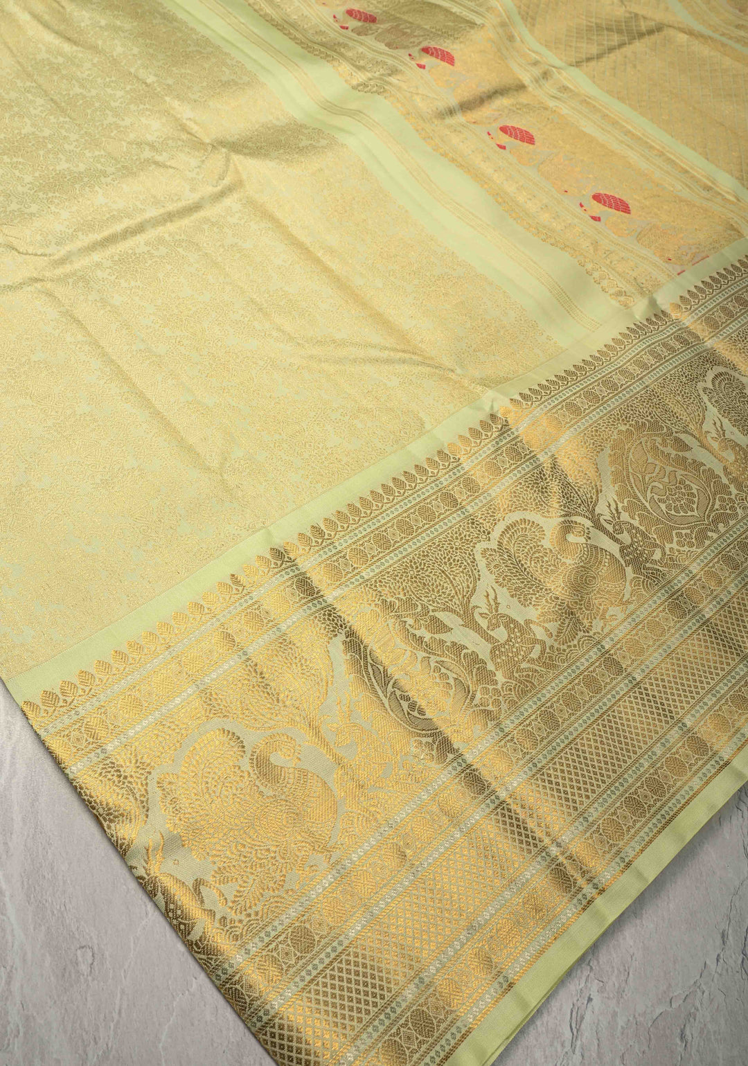 Pastel Green Pure Gadwal Silk Saree with Floral Brocade and Zari Border | SILK MARK CERTIFIED