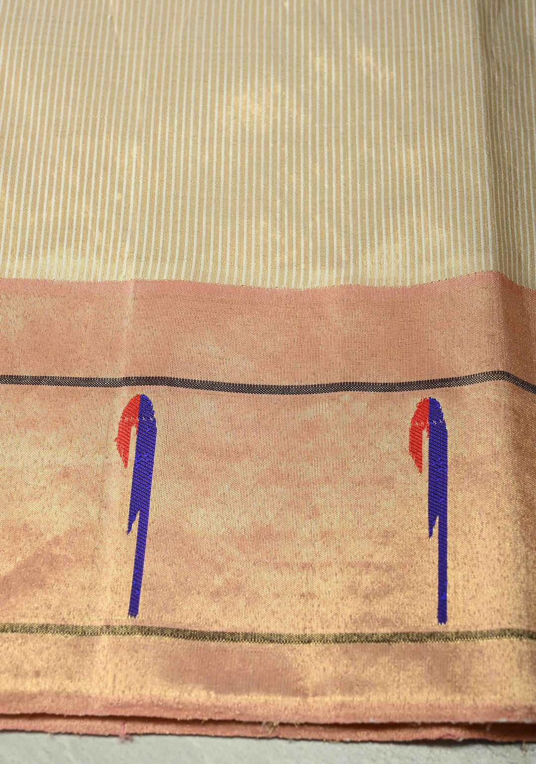 Authentic Off White Yeola Paithani Handloom Silk Saree with Single Muniya Borders and Peacock Motifs on Pallu | SILK MARK CERTIFIED