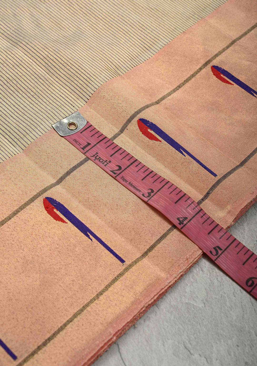 Beige Gadwal Paithani Handloom Silk Saree with Single Muniya Borders and Peacock Motifs on Pallu | SILK MARK CERTIFIED | SHOBITAM