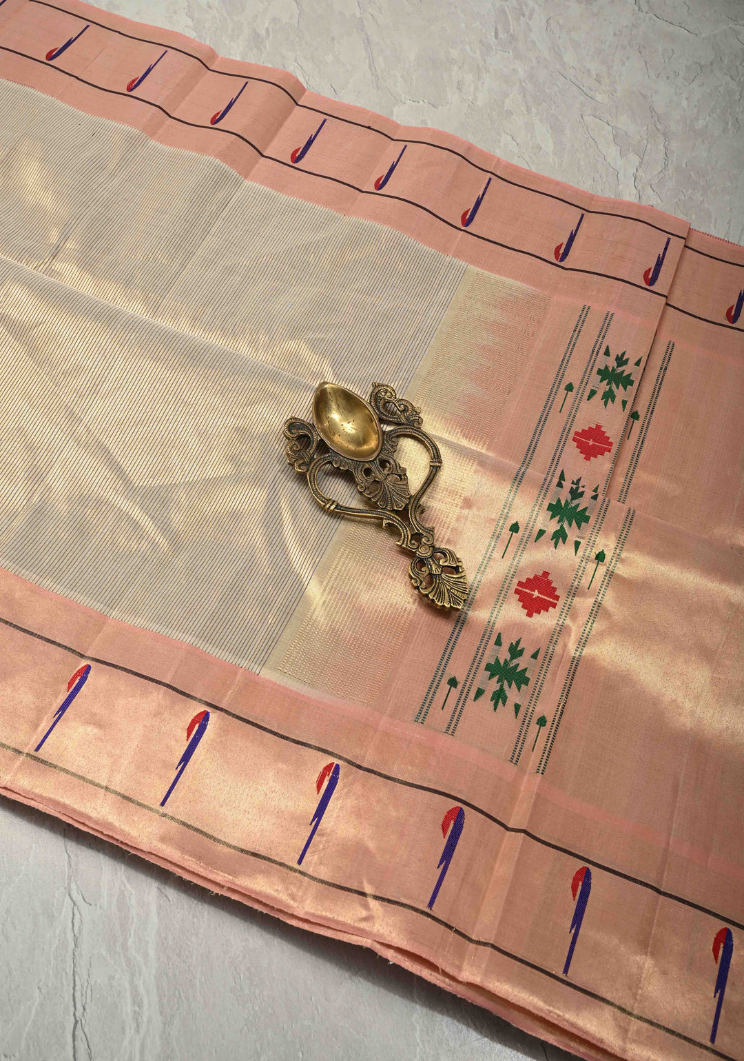 Beige Gadwal Paithani Handloom Silk Saree with Single Muniya Borders and Peacock Motifs on Pallu | SILK MARK CERTIFIED | SHOBITAM