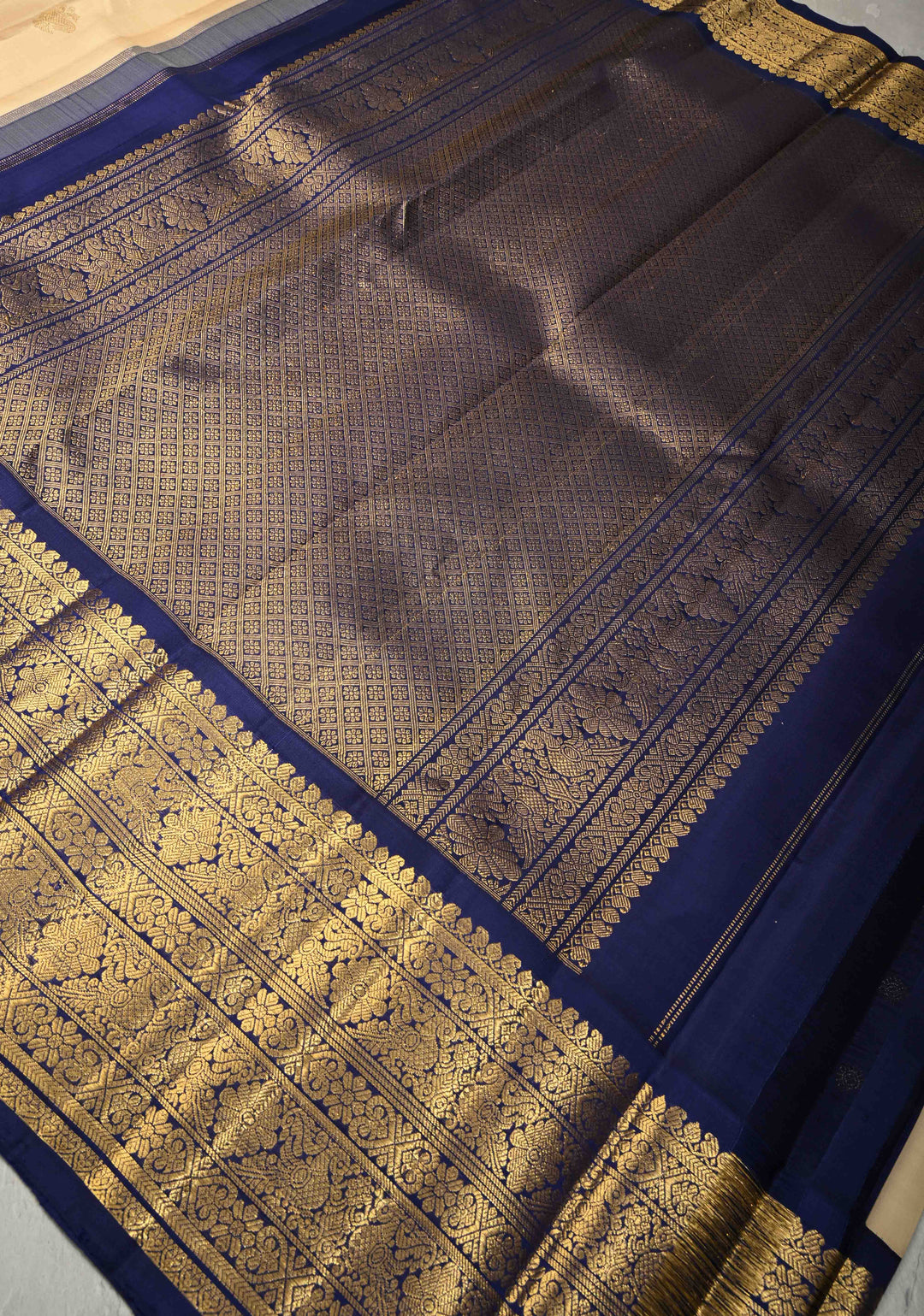 Beige Korvai Gadwal Pure Silk Saree with Gandaberunda Zari Buttas and Contrast Wide Zari Border | SILK MARK CERTIFIED