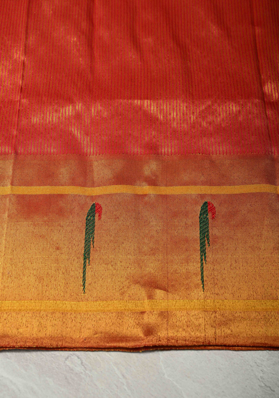 Authentic Pink Yeola Paithani Handloom Silk Saree with Single Muniya Borders and Peacock Motifs on Pallu | SILK MARK CERTIFIED