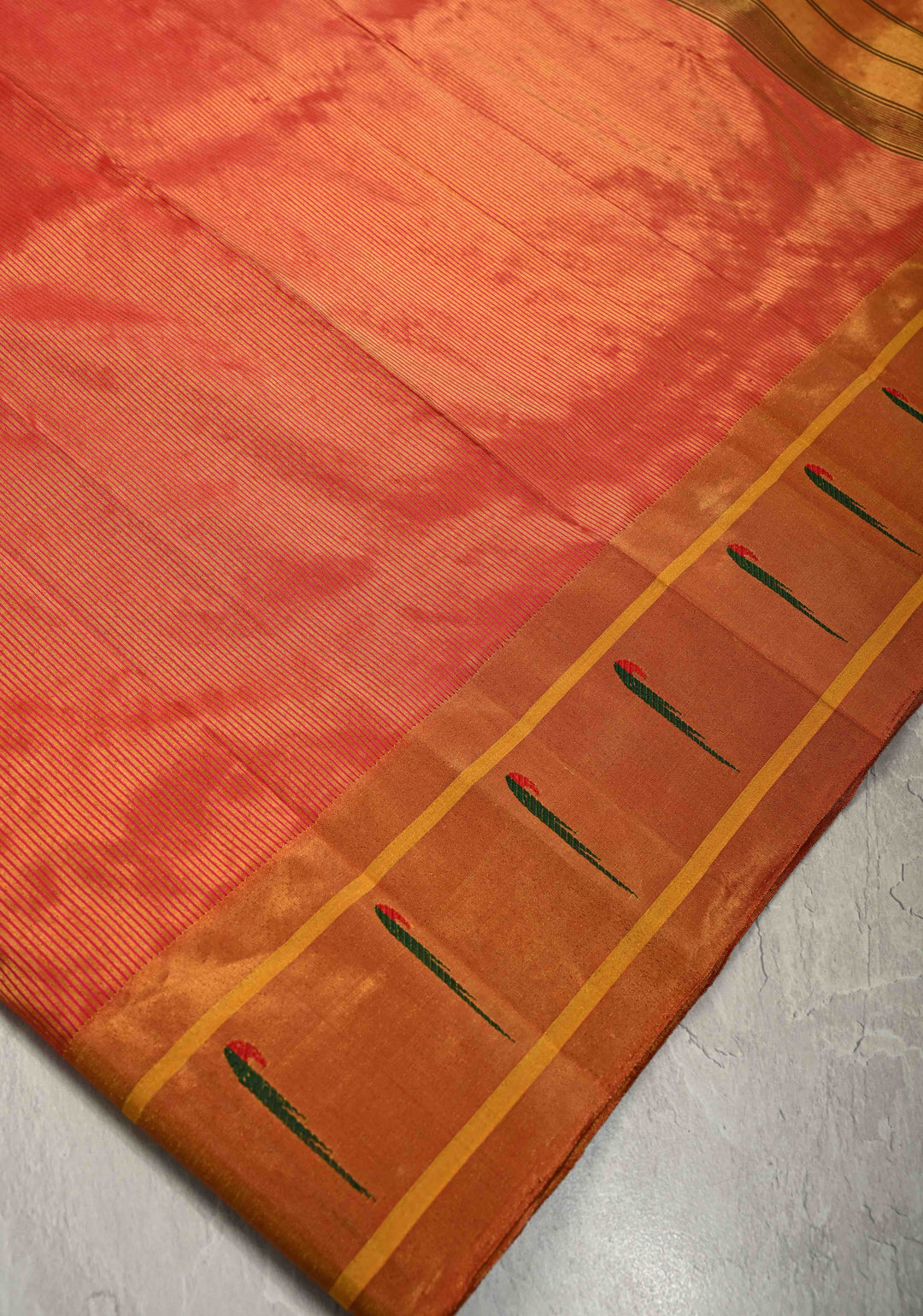 Authentic Pink Yeola Paithani Handloom Silk Saree with Single Muniya Borders and Peacock Motifs on Pallu | SILK MARK CERTIFIED