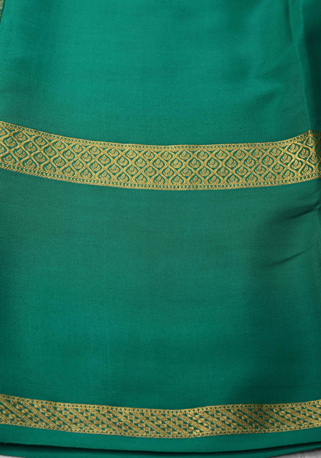Purple Mysore Silk Saree with Podi-Kattam Zari Checks and Rettaipet Contrast Border in KSIC Grade Thickness | SILK MARK CERTIFIED