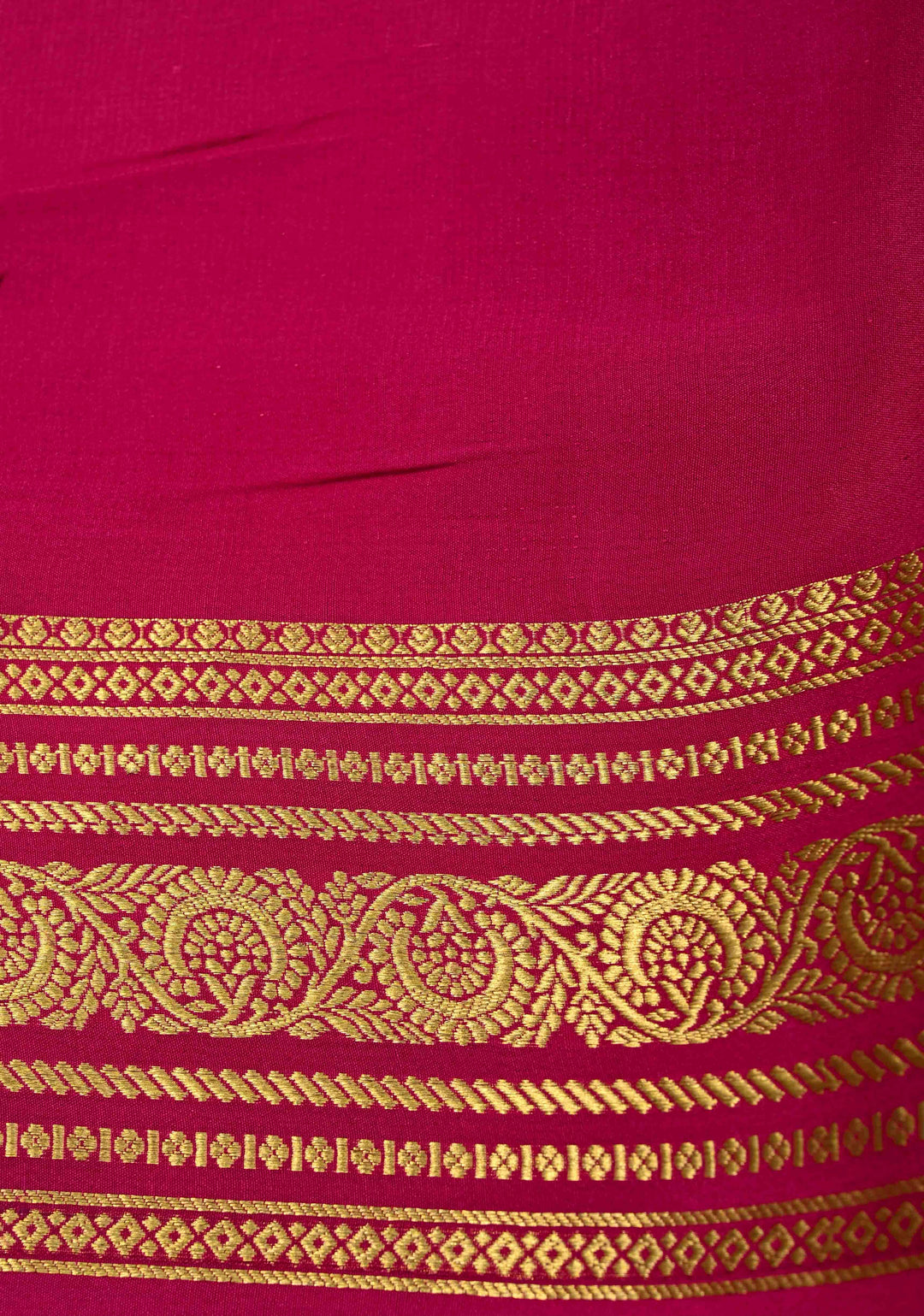 Dark Green Podi-Kattam Zari Checks on Pure Mysore Silk saree with Zari Buttis and Zari Border in KSIC Grade Thickness | SILK MARK CERTIFIED
