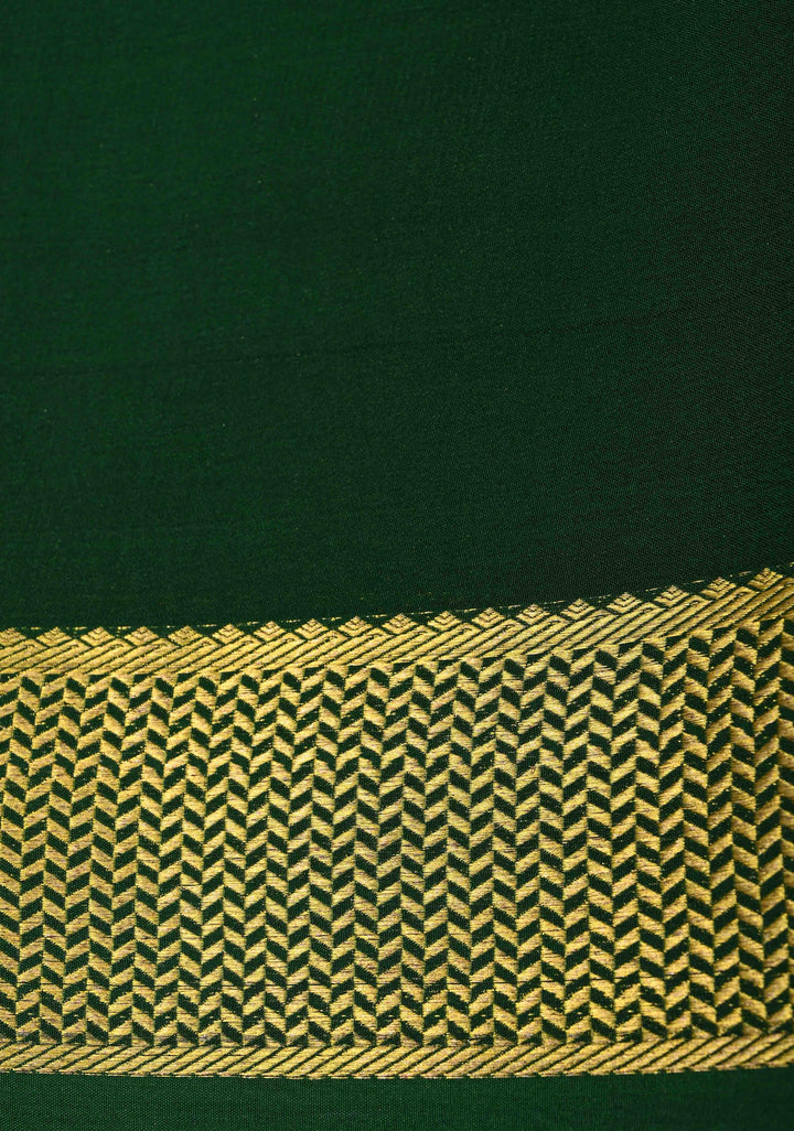 Red Mysore Silk Saree with Zari borders in Ksic Grade thickness | SILK MARK CERTIFIED