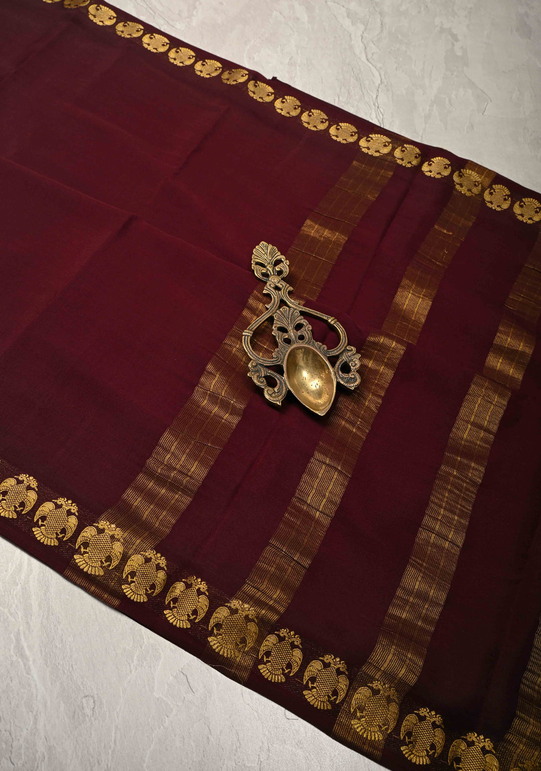 Deep Burgandy Mysore Silk Saree with Gandaberunda Motifs Borders in KSIC Grade Thickness | SILK MARK CERTIFIED