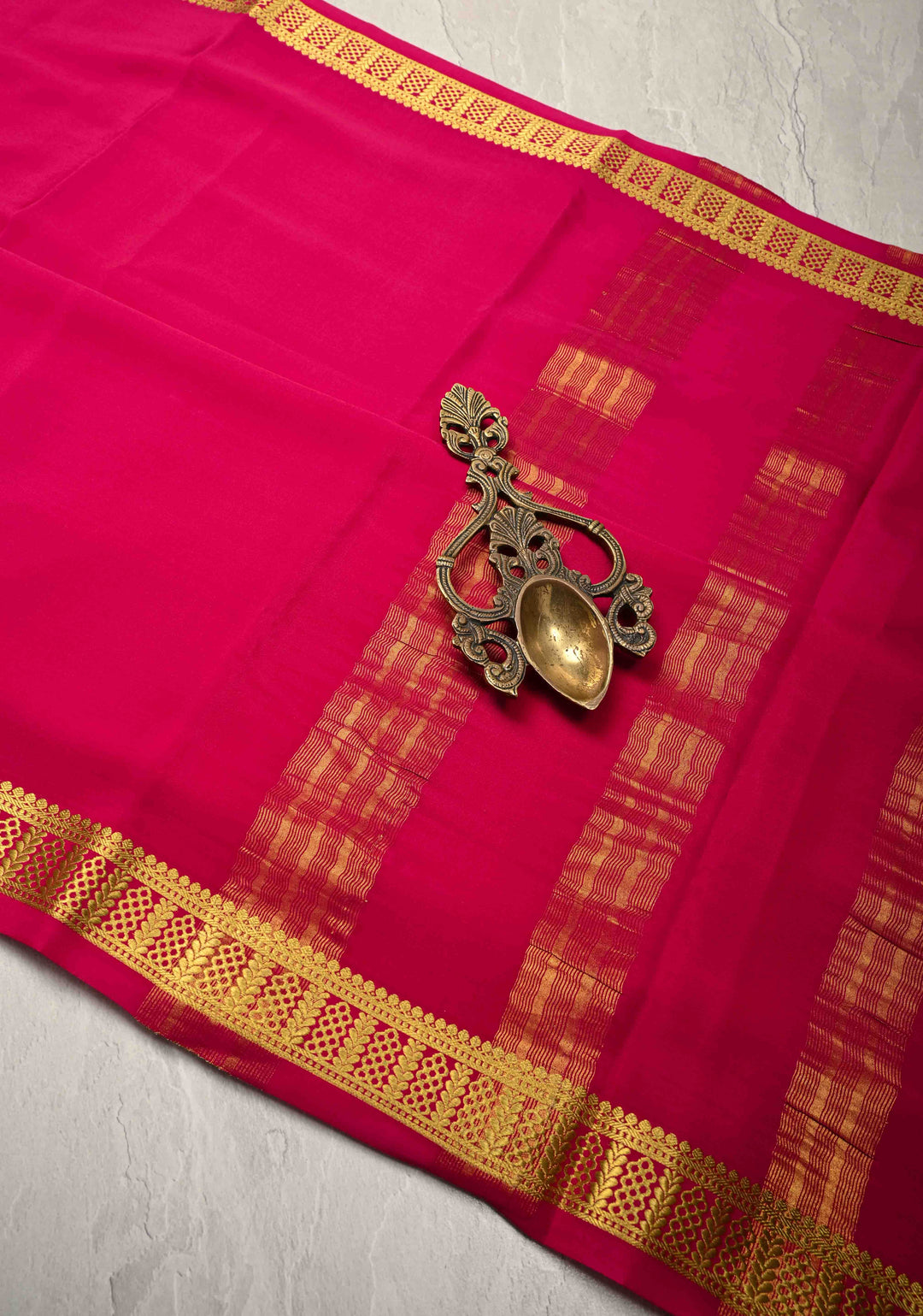 Fuchsia Mysore Silk Saree with Zari Borders in KSIC Grade Thickness | SILK MARK CERTIFIED