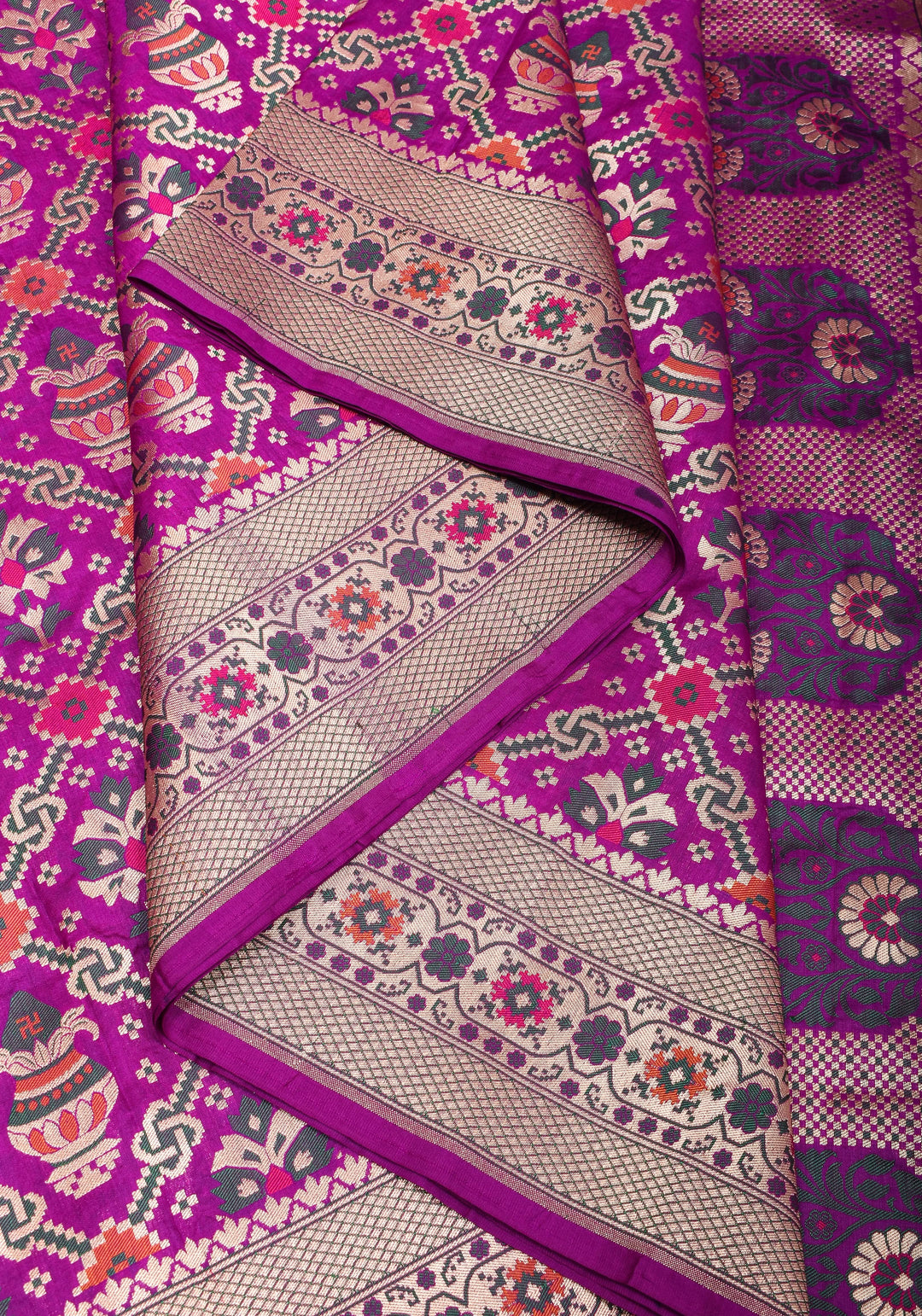 Kalash Motifs Meenakari Banarasi Pure Silk Saree in Purple | SILK MARK CERTIFIED