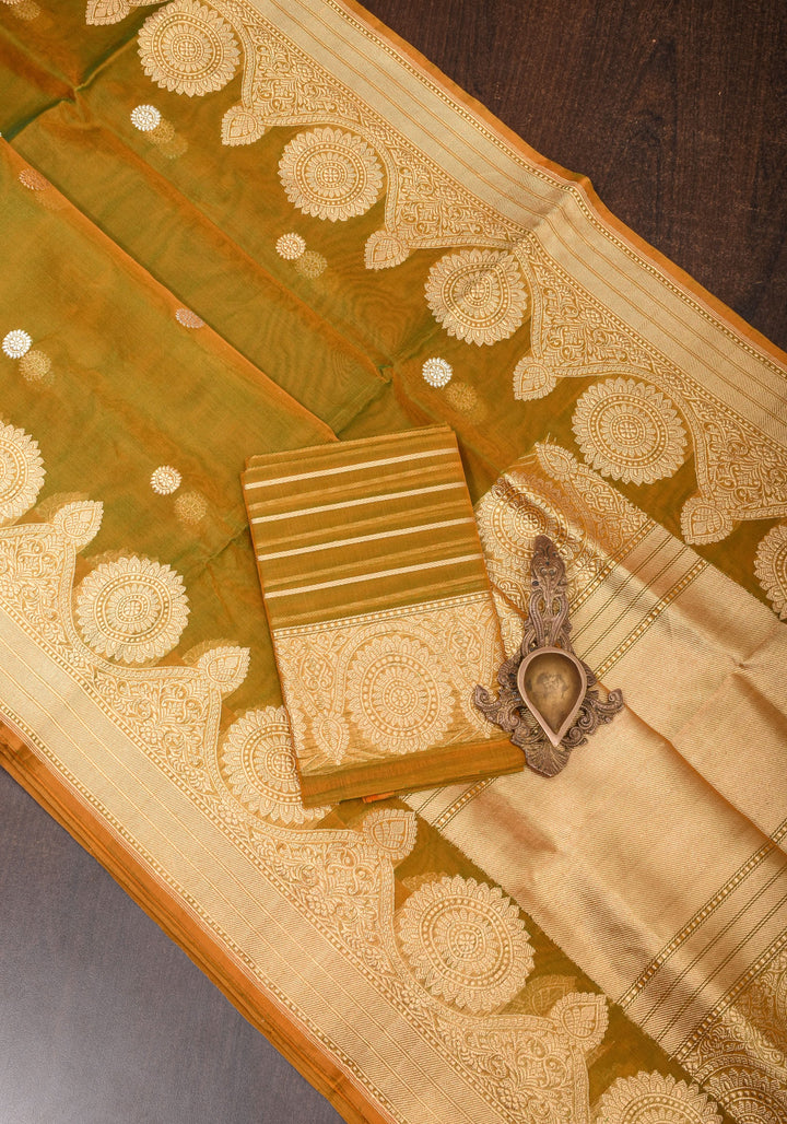 Gorgeous Pure Banarasi Kora Silk Saree in Henna Mustard Dual Tone with Kadhuwa Weave | SILK MARK CERTIFIED