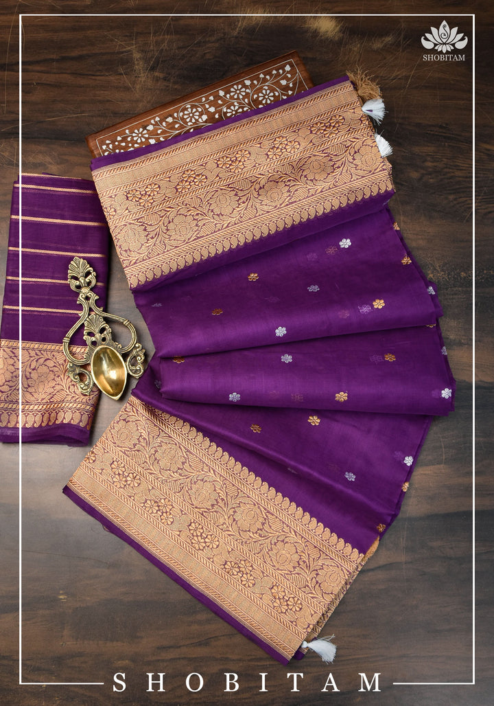 Exquisite Pure Banarasi Kora Silk Saree with Chunri Bootis, Resplendent Grand Pallu and Zar | SILK MARK CERTIFIED