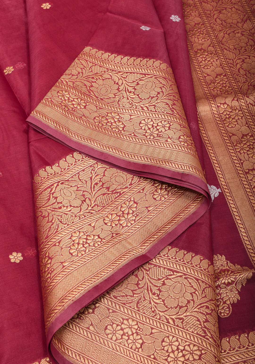 Exquisite Pure Banarasi Organza Silk Saree in Maroon with Sona Rupa Zari and chunri Buttis | SILK MARK CERTIFIED