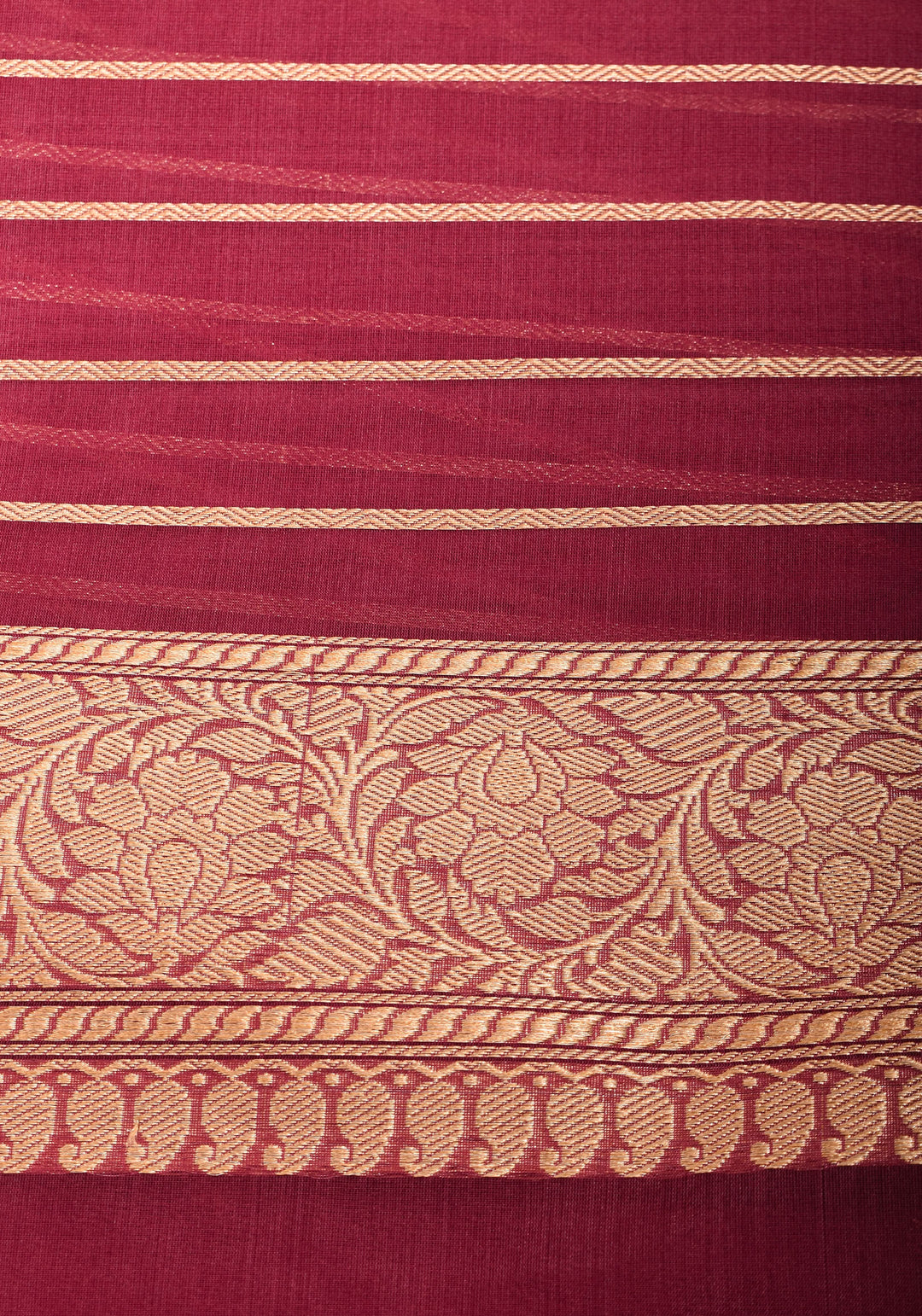 Exquisite Pure Banarasi Organza Silk Saree in Maroon with Sona Rupa Zari and chunri Buttis | SILK MARK CERTIFIED