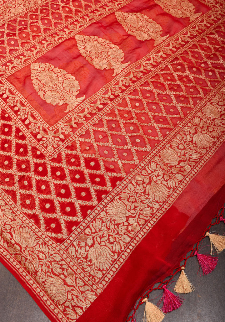 White Banarasi Pure Georgette Saree with  Floral with Red Border  | SILK MARK CERTIFIED