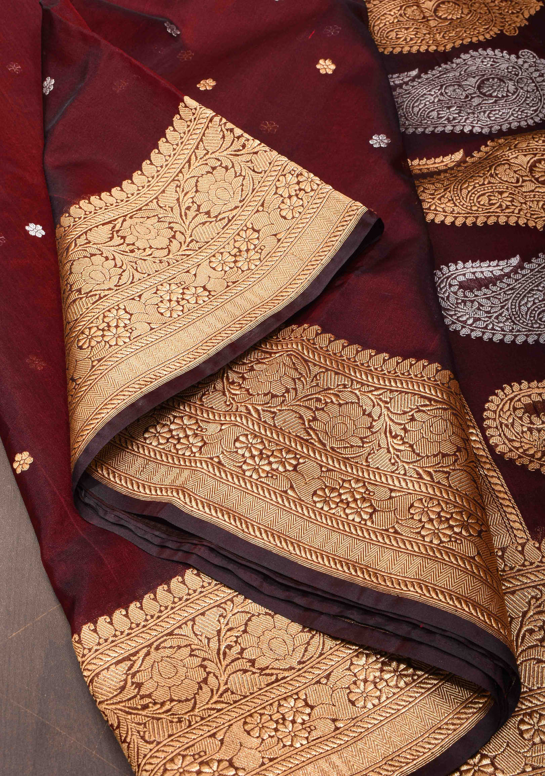 Exquisite Pure Banarasi  Kora Silk Saree in Burgandy with Sona Rupa Butta and Zari Border | SILK MARK CERTIFIED