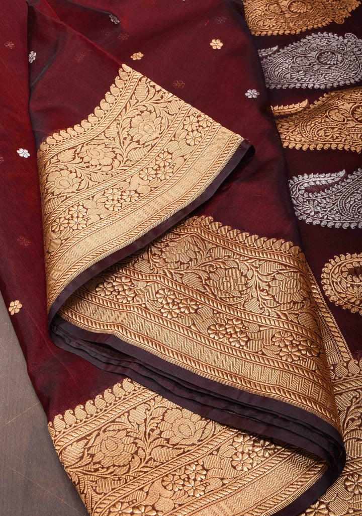 Exquisite Pure Banarasi  Kora Silk Saree in Burgandy with Sona Rupa Butta and Zari Border | SILK MARK CERTIFIED