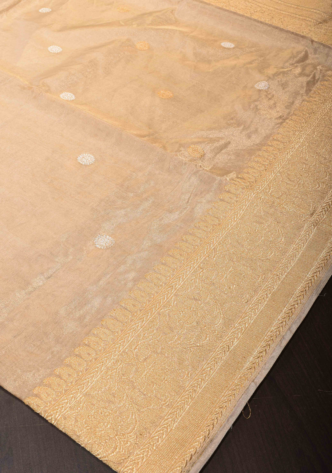 Exquisite Pure Banarasi  Tissue Silk Saree in Gold with Sona Rupa Motifs and Zari Border | SILK MARK CERTIFIED