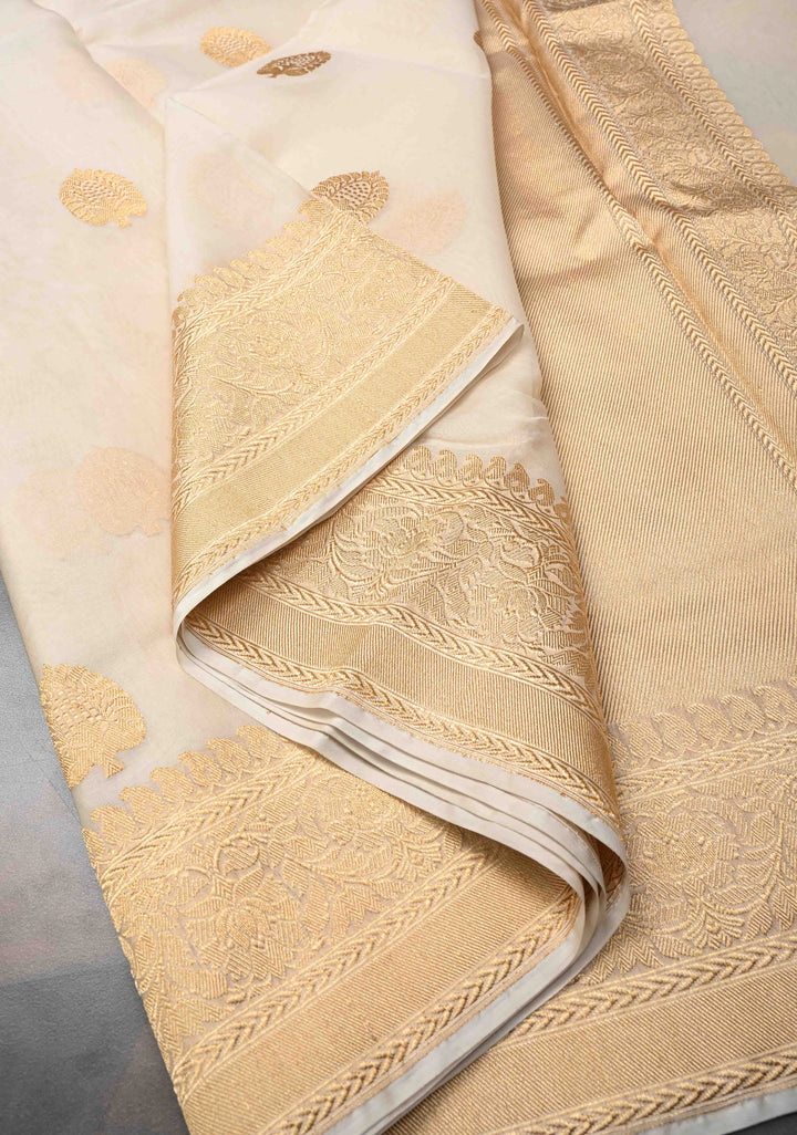 Exquisite Cream Banarasi Kora Silk Saree with Zari Motifs and Border | SILK MARK CERTIFIED