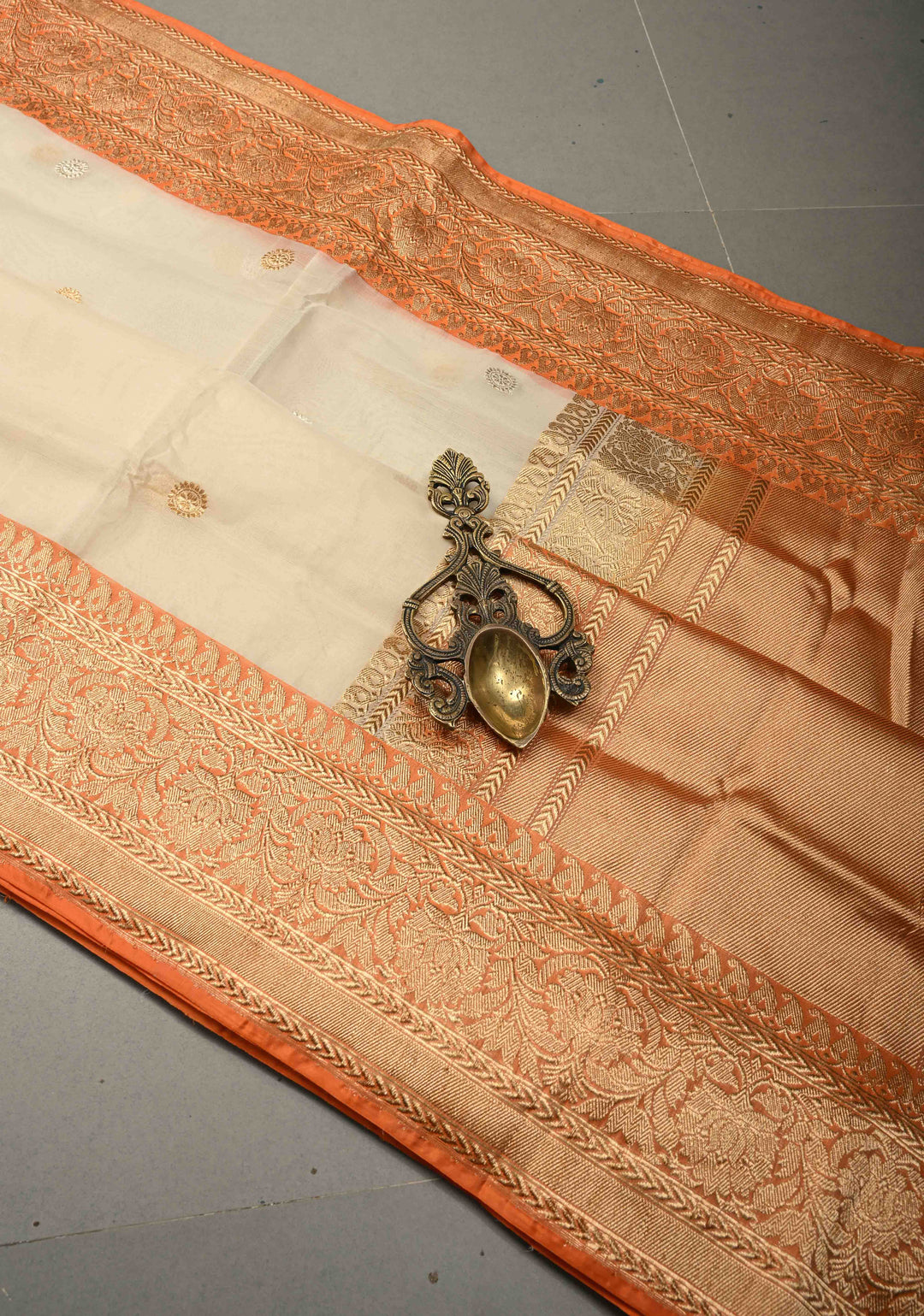 Cream Banarasi Kora Silk Saree with Sona Rupa Buttas and Contrast Zari Border | SILK MARK CERTIFIED | SHOBITAM