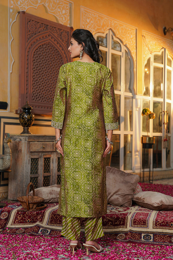 Green Silk Blend Floral Embroidered Straight Kurta Trousers With Dupatta  | SHOBITAM