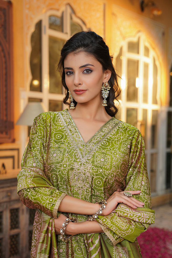 Green Silk Blend Floral Embroidered Straight Kurta Trousers With Dupatta  | SHOBITAM