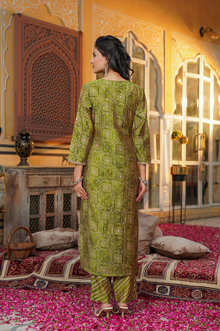 Green Silk Blend Floral Embroidered Straight Kurta Trousers With Dupatta  | SHOBITAM