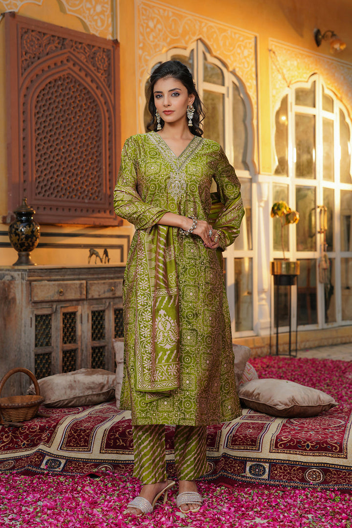 Green Silk Blend Floral Embroidered Straight Kurta Trousers With Dupatta  | SHOBITAM