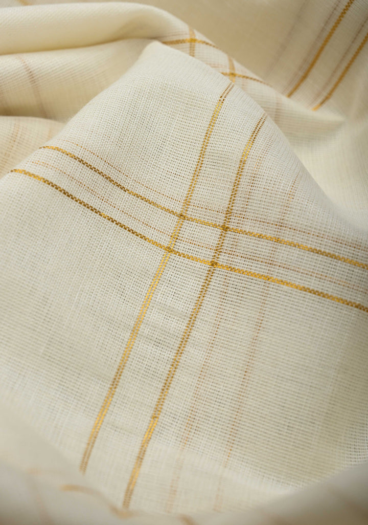 Elegant Kerala Kasavu Saree in Off White and Gold. Stunning Top Seller Saree!