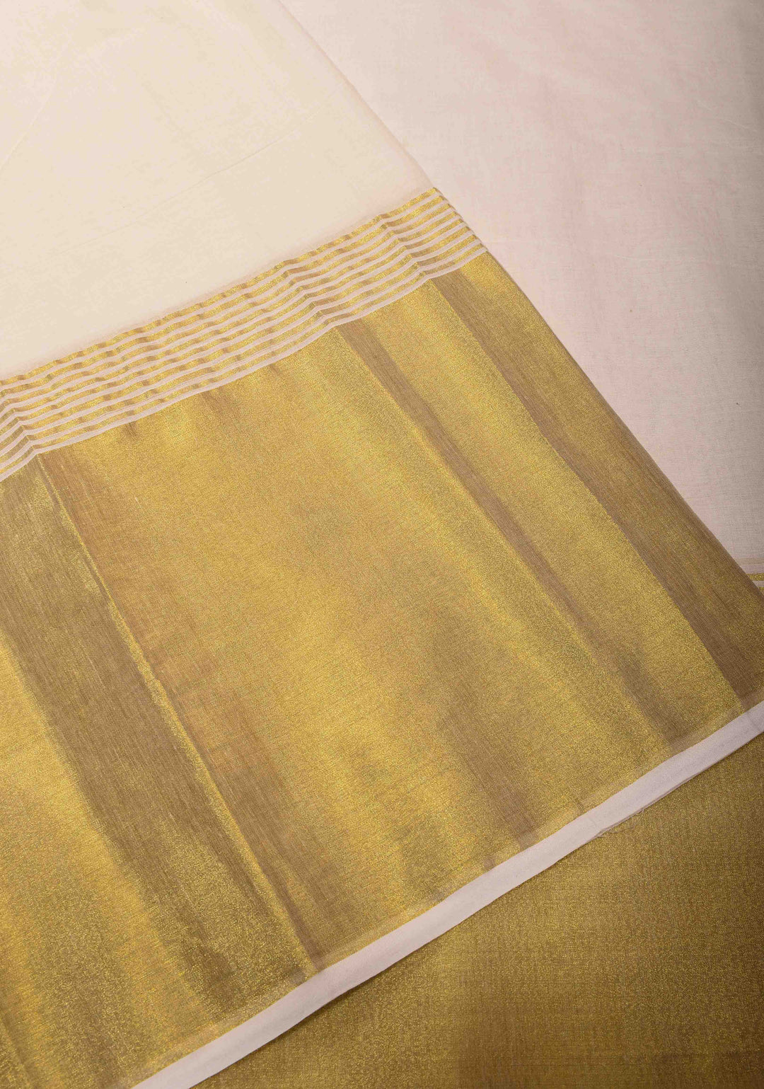 Elegant Kerala Kasavu Saree in Off White with Golden Border – A Timeless Classic