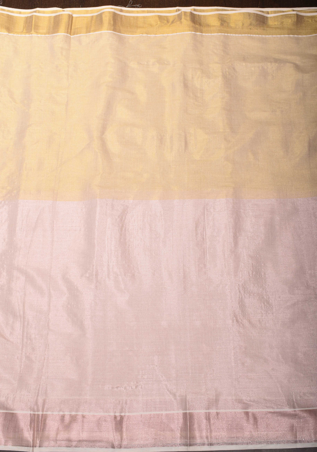 Elegant Kerala Kasavu Half Tissue Saree in White and Gold – A Timeless Classic