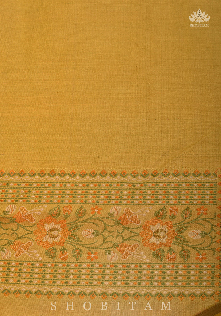 Exquisite Tanchoi Floral Banarasi Saree in Pure Silk Satin in Pale Mustard | SILK MARK CERTIFIED