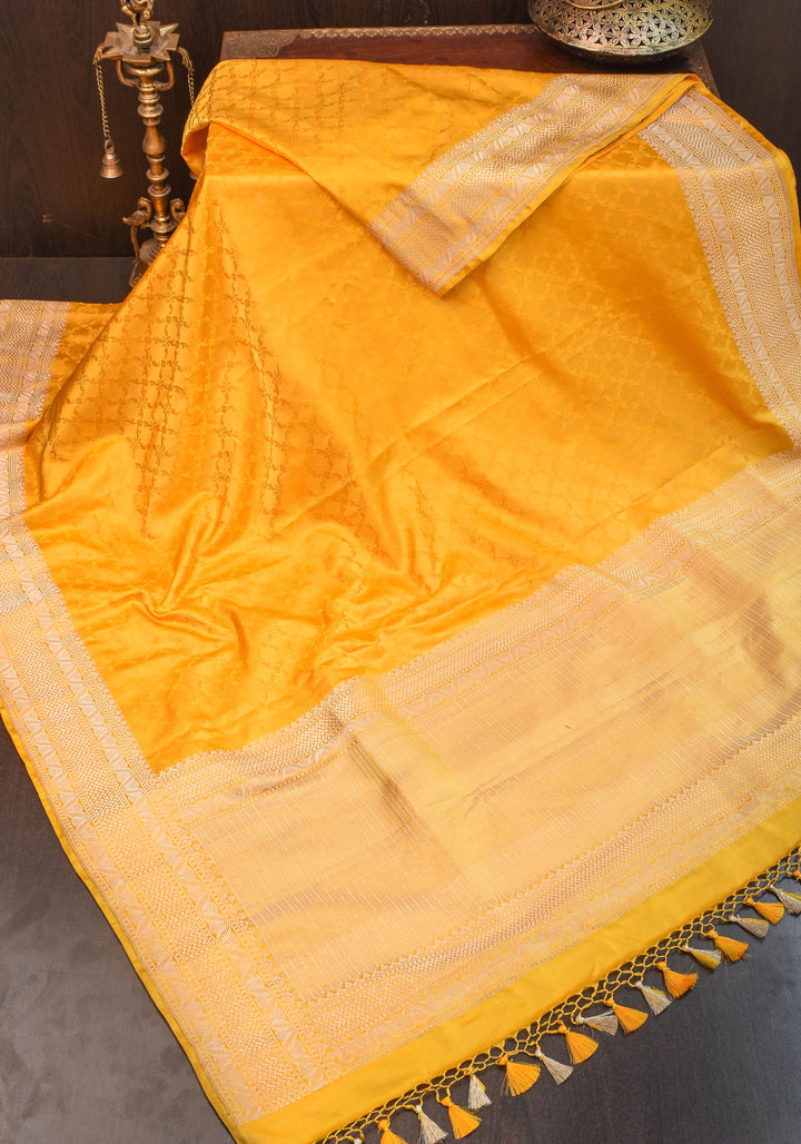 Authentic Tanchoi Floral  Saree in Pure Satin Silk in Yellow with Zari Border | SILK MARK CERTIFIED