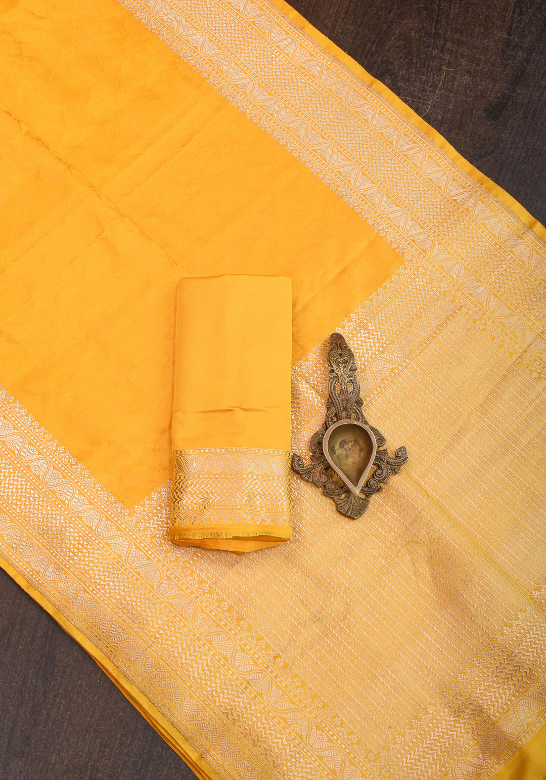 Authentic Tanchoi Floral  Saree in Pure Satin Silk in Yellow with Zari Border | SILK MARK CERTIFIED