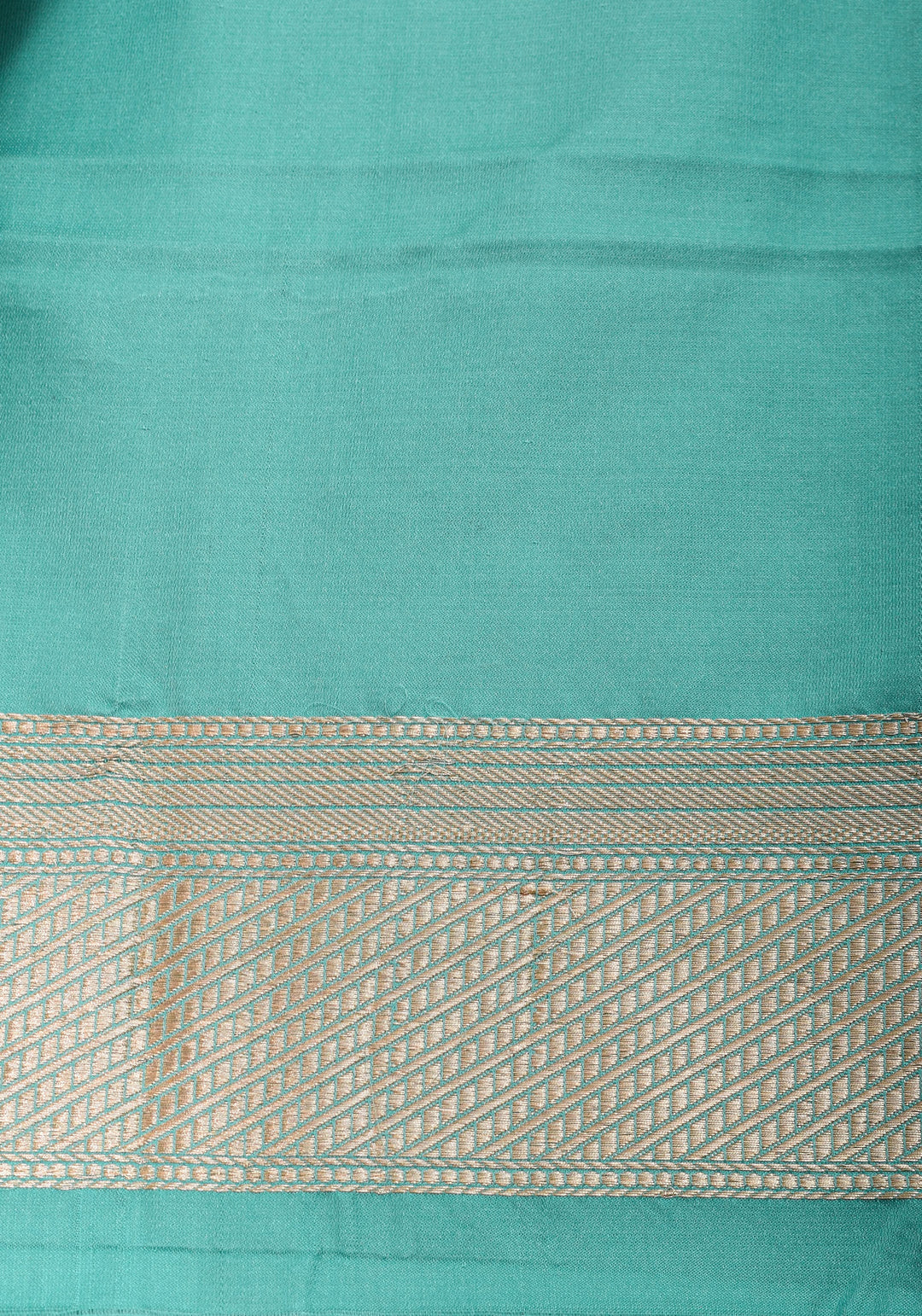 Stunning Tanchoi Floral Banarasi Saree in Pure Silk Satin in Aqua Blue with Zari Border |  SILK MARK CERTIFIED