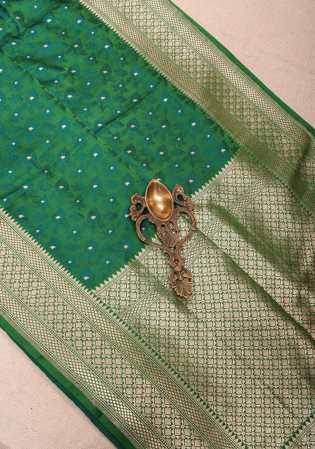 Green Tanchoi Banarasi Silk Saree with Self Brocade, Dainty Buttis and Zari Borders  | SILK MARK CERTIFIED