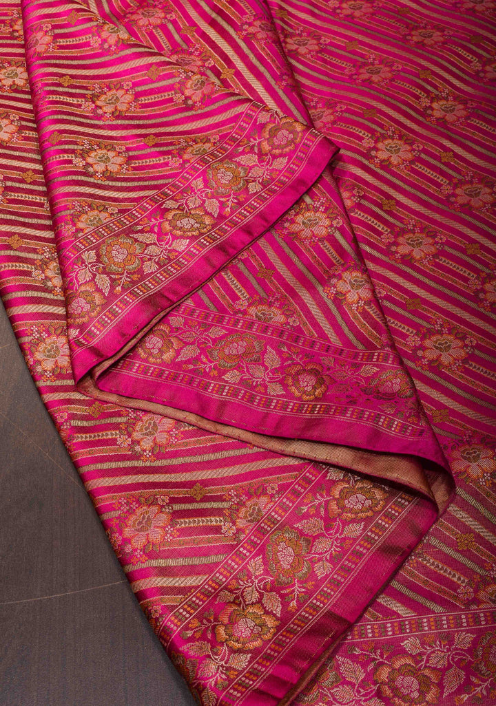 Magenta Tanchoi Floral Banarasi Silk Saree in Pure Silk Satin | SILK MARK CERTIFIED (Copy)