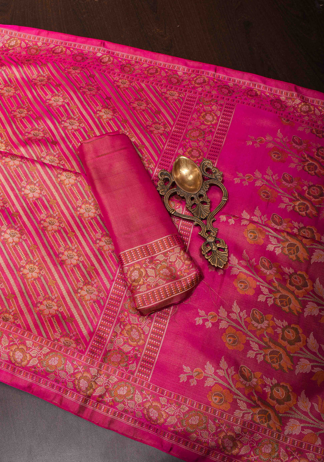 Magenta Tanchoi Floral Banarasi Silk Saree in Pure Silk Satin | SILK MARK CERTIFIED (Copy)