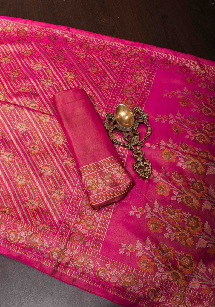 Magenta Tanchoi Floral Banarasi Silk Saree in Pure Silk Satin | SILK MARK CERTIFIED (Copy)