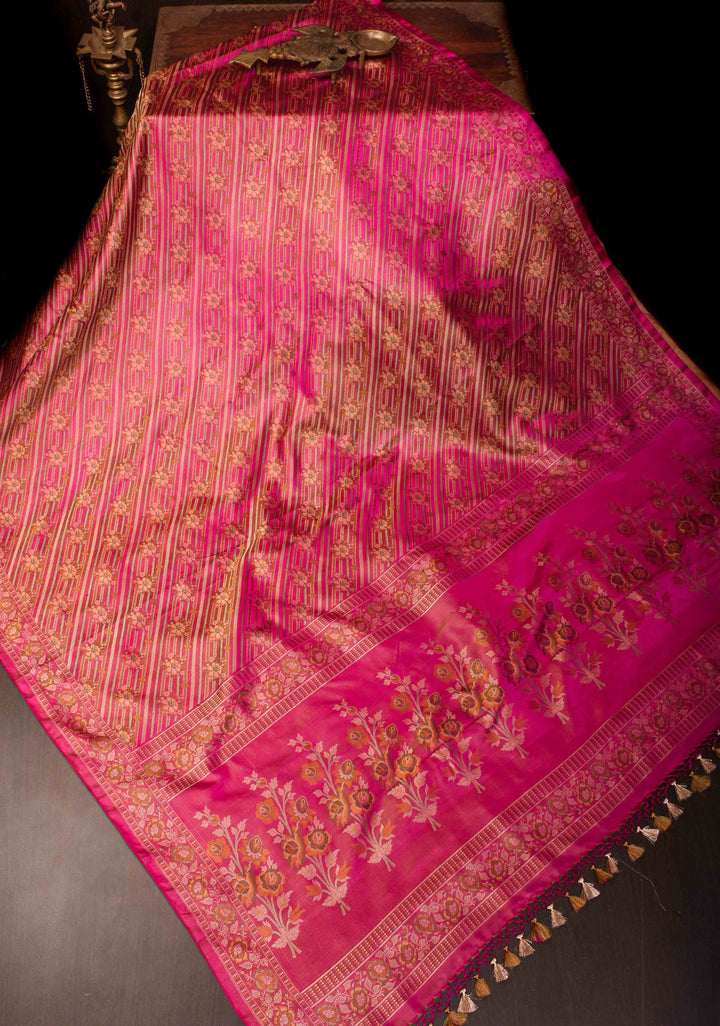 Magenta Tanchoi Floral Banarasi Silk Saree in Pure Silk Satin | SILK MARK CERTIFIED (Copy)