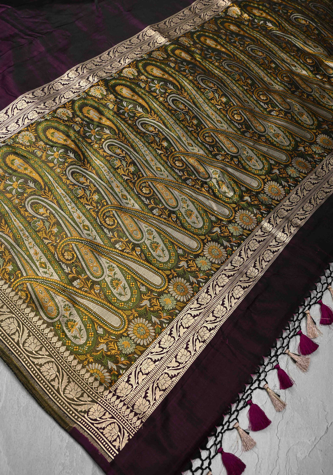 Purple Dual Tone Tanchoi Banarasi Saree in Pure Silk Satin and Zari Border | SILK MARK CERTIFIED