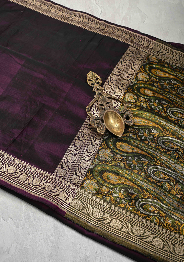 Purple Dual Tone Tanchoi Banarasi Saree in Pure Silk Satin and Zari Border | SILK MARK CERTIFIED